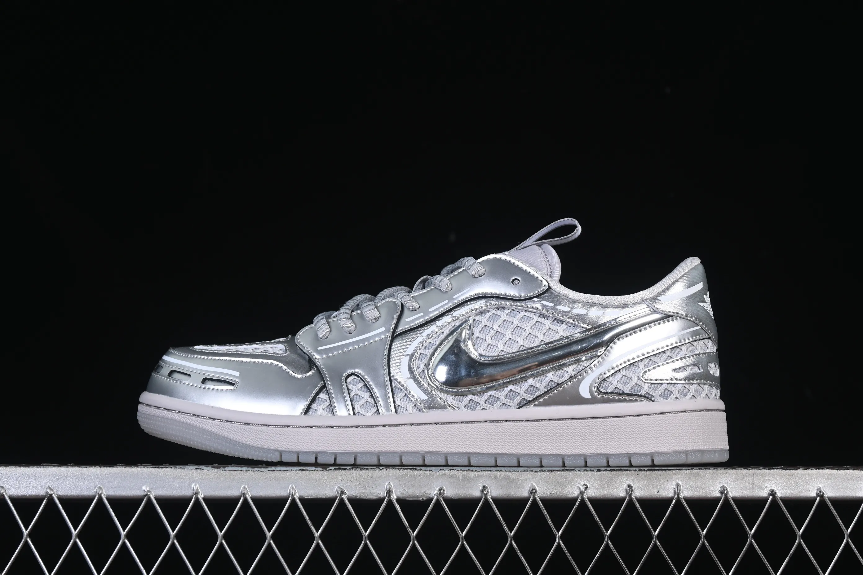 All categories Air Jordan Jordan series basketball shoes Air Jordan 1 Low Air Jordan 1 Low "MM V3" AJ1 Joe 1 liquid silver low-top cultural and casual sneakers HQ2186-002